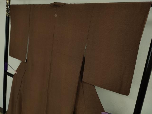 平和屋着物●極上　洗える最高級着物　＜英＞はなぶさ謹製　小紋　角通し　黒茶色×黒　逸品　DZAB7435kh6