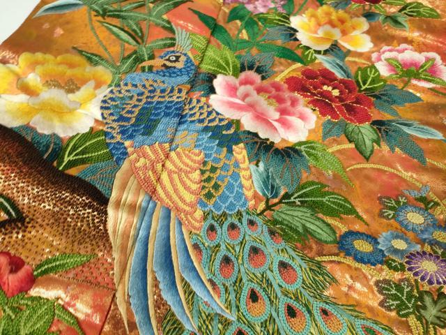 平和屋本店●極上　中国三大刺繍　相良刺繍　色打掛　和装　婚礼　結婚式　花嫁　神社挙式　孔雀飛鶴吉祥花文　金糸　逸品　DZAB7448kh6