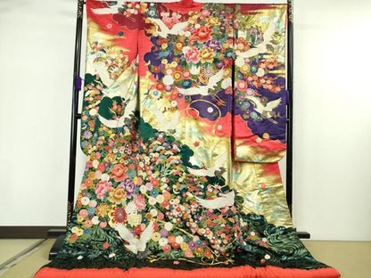 平和屋本店●極上　中国三大刺繍　相良刺繍　色打掛　和装　婚礼　結婚式　花嫁　神社挙式　駒刺繍　飛鶴花車　金糸　逸品　DZAB7449kh6