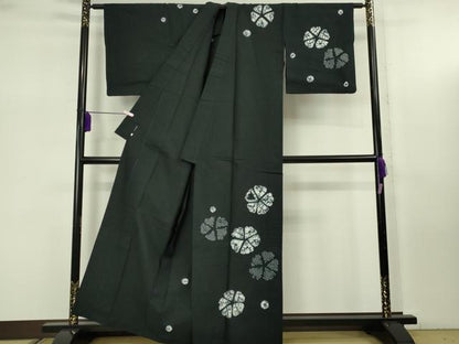 平和屋着物∴極上　夏物　浴衣　有松鳴海絞り　舞花文　黒地　綿　逸品　DZAB7501kh6