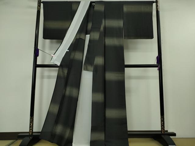 平和屋着物＊極上　夏物　西陣　夏お召　手織　横段文　黒地　証紙付き　逸品　DZAB7603kh6