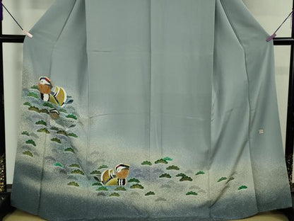 平和屋着物●極上　人間国宝・羽田登喜男　色留袖　鴛鴦　暈し染め　灰青色地　金銀彩　逸品　DZAB7651kh6