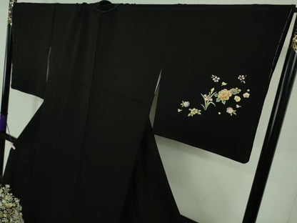 平和屋本店●極上　金彩友禅作家　桂友　訪問着　草花文　黒地　金彩　さが美扱い　ロング丈　逸品　未使用　DZAB7658kh6