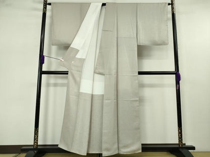 平和屋着物●極上　色無地　小石丸　花唐草地紋　枯野色　反端付き　逸品　未使用　DZAB7661kh6