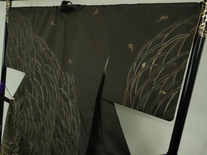 平和屋本店●極上　本場大島紬　訪問着　総刺繍　刺し子　乱菊　黒紅色地　逸品　DZAB7677kh6