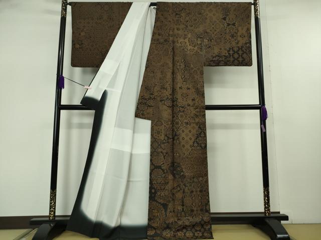 平和屋本店●極上　白泥染の第一人者・絣の魔術師 恵積五郎 本場大島紬 訪問着 恵大島織物謹製　9マルキ　切嵌鳥獣花文　逸品　DZAB7695kh6