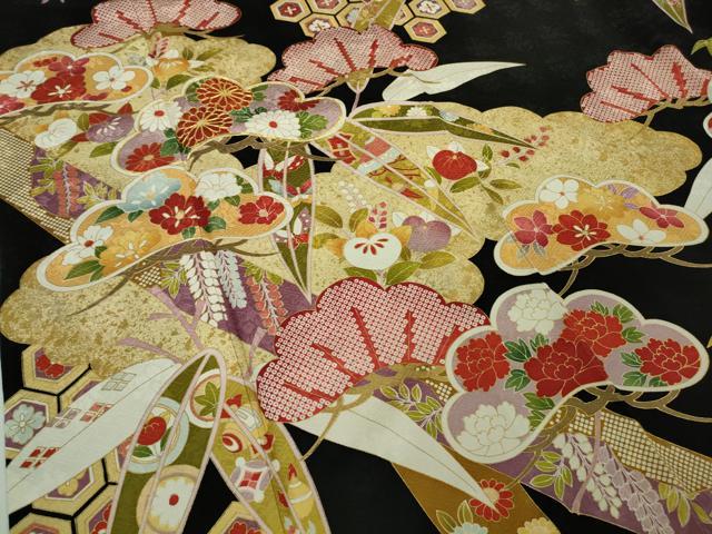 平和屋着物●極上　振袖　駒刺繍　松竹吉祥花文　黒地　金彩　逸品　DZAB7719kh6