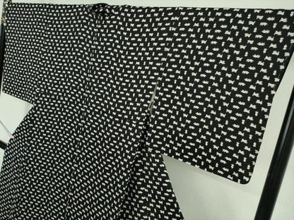 平和屋着物●極上　小紋　犬　黒地　逸品　未使用　DZAB7735kh6