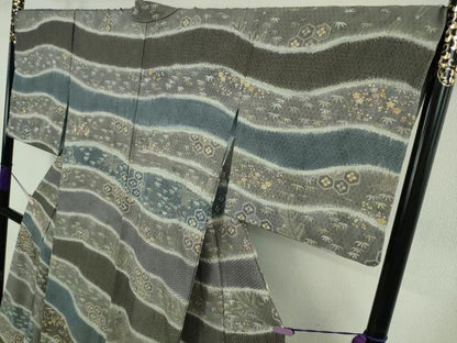 平和屋本店●極上 中国三大刺繍 スワトウ刺繍 汕頭・相良刺繍 総刺繍 訪問着 松竹梅 暈し染め 金糸 金通し地 さが美扱い 逸品　DZAB7737kh6
