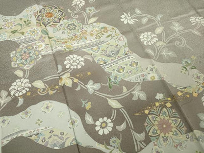 平和屋着物●極上　訪問着　駒刺繍　花唐草文　利休白茶色地　金彩　逸品　未使用　DZAB7746kh6