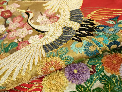 平和屋本店●極上　色打掛　和装　婚礼　結婚式　花嫁　神社挙式　相良刺繍　駒刺繍　飛鶴吉祥花文　金糸　逸品　DZAB7749kh6
