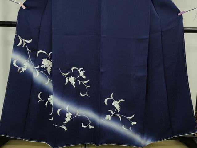 平和屋本店●極上　訪問着　総刺繍　葡萄唐草文　鉄紺色地　暈し染め　銀糸　逸品　未使用　DZAB7880kh6