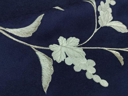 平和屋本店●極上　訪問着　総刺繍　葡萄唐草文　鉄紺色地　暈し染め　銀糸　逸品　未使用　DZAB7880kh6