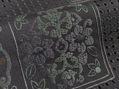 平和屋本店●極上　中国三大刺繍　スワトウ刺繍　汕頭刺繍　総刺繍　本場縞大島紬　市松花文　藤煤竹色地　逸品　未使用　DZAB7903kh6