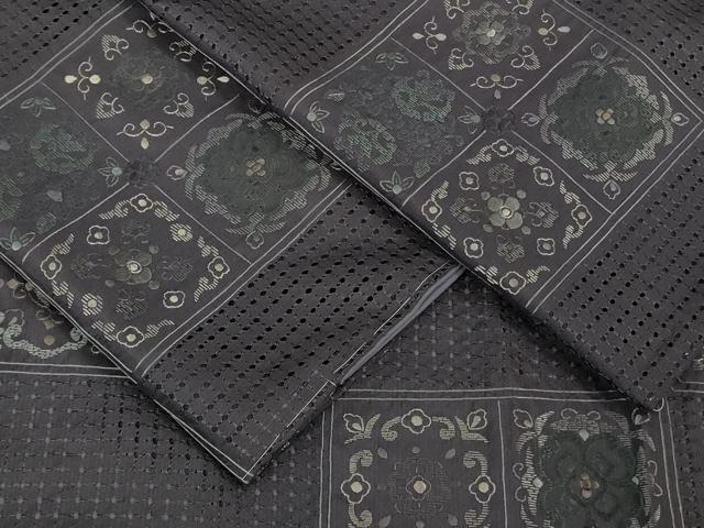 平和屋本店●極上　中国三大刺繍　スワトウ刺繍　汕頭刺繍　総刺繍　本場縞大島紬　市松花文　藤煤竹色地　逸品　未使用　DZAB7903kh6