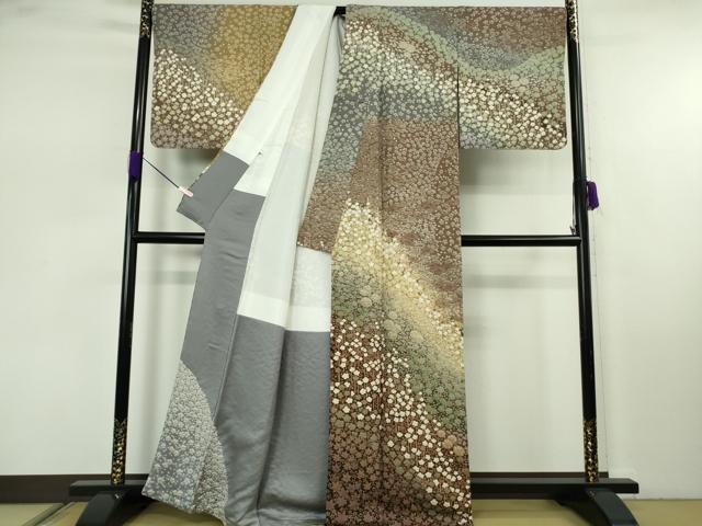 平和屋本店●極上　十日町　名門　滝泰謹製　訪問着　相良刺繍　おぼろ染　襲ね絞り　樹林文　暈し染め　金通し地　逸品　DZAB7905kh6