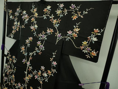 平和屋本店●極上　創業460年・千總　訪問着　駒刺繍　橘　黒地　金彩　大丸扱い　逸品　未使用　DZAB8111kh6