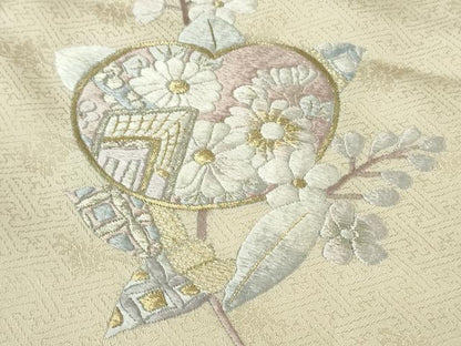 平和屋本店●極上　訪問着　総刺繍　吉祥花文　御所車　砥粉色地　金銀糸　逸品　未使用　DZAB8114kh6