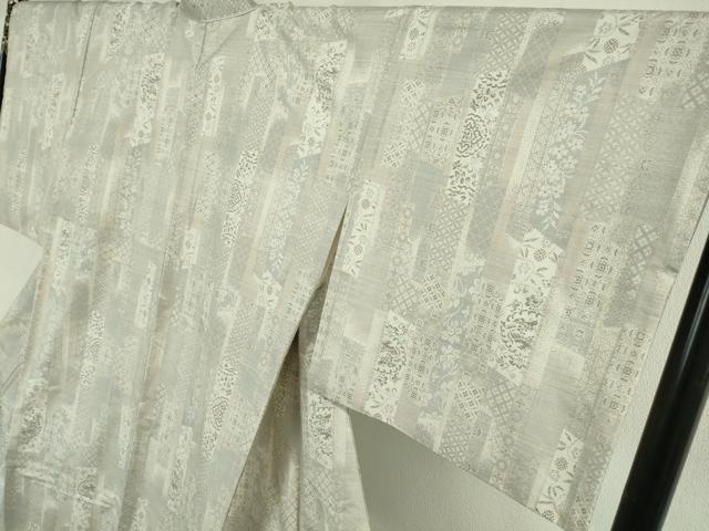 平和屋本店●極上　本場大島紬　白大島　9マルキ　白恵泥　至宝短冊文様　恵大島織物謹製　証紙付き　逸品　DZAB8120kh6