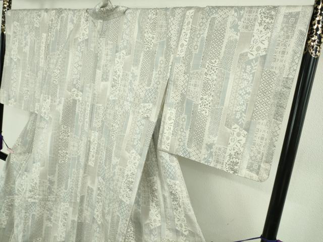 平和屋本店●極上 本場大島紬 白大島 9マルキ 白恵泥　至宝短冊文様　恵大島織物謹製　ほていや扱い　証紙付き　逸品　未使用　DZAB8121kh6