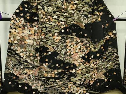 平和屋本店●極上　訪問着　総刺繍　渡橋風景花文　黒地　金糸　逸品　未使用　DZAB8138kh6
