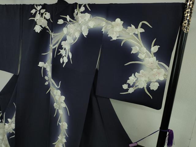 平和屋本店●極上　訪問着　総手刺繍　駒刺繍　胡蝶蘭　鉄紺色地　暈し染め　金糸　ロング丈　逸品　DZAB8140kh6