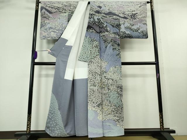 平和屋本店●極上　十日町 名門 滝泰謹製　訪問着　相良刺繍　おぼろ染 襲ね絞り　風景花文　暈し染め　金糸　銀通し地　逸品　DZAB8165kh6