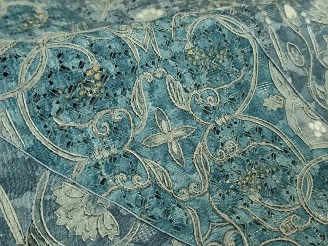 平和屋本店●極上　中国三大刺繍　スワトウ刺繍　汕頭刺繍　訪問着　切嵌花唐草文　金糸　逸品　DZAB8174kh6