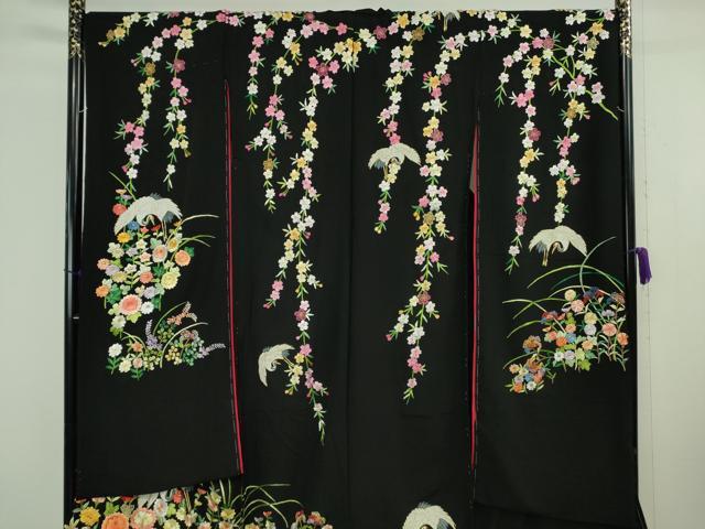 平和屋本店●極上 相良刺繍 総刺繍 お引きずり・引き振袖 結婚式 舞妓 芸妓 芸者 群鶴花文 黒地　金糸　仮絵羽　逸品　未使用　DZAB8183kh6