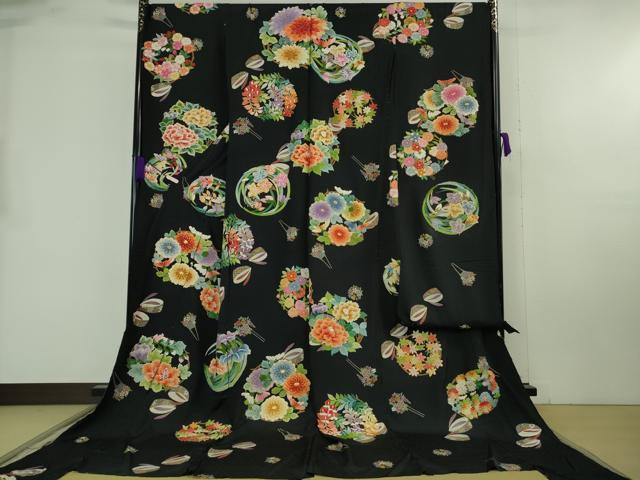 平和屋本店●極上 相良刺繍 お引きずり・引き振袖 結婚式 舞妓 芸妓 芸者 衣装 駒刺繍 花丸文 黒地 金糸 仮絵羽 逸品 未使用 DZAB8184kh6