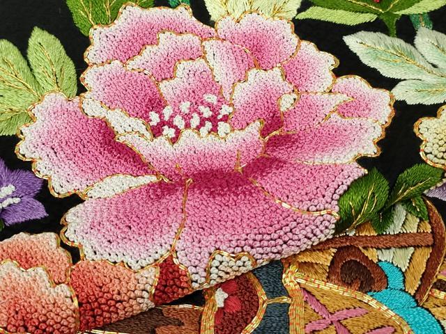平和屋本店●極上 相良刺繍 総刺繍 お引きずり・引き振袖 結婚式 舞妓 芸妓 芸者 衣装 駒刺繍 花車 黒地 仮絵羽 逸品　未使用　DZAB8185kh6