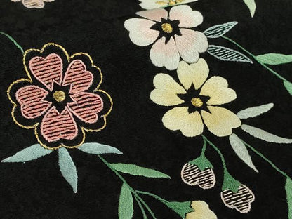 平和屋本店●極上 相良刺繍 総刺繍 お引きずり・引き振袖 結婚式 舞妓 芸妓 衣装 花車 枝垂れ桜 黒地 金糸 仮絵羽 逸品 未使用 DZAB8190kh6