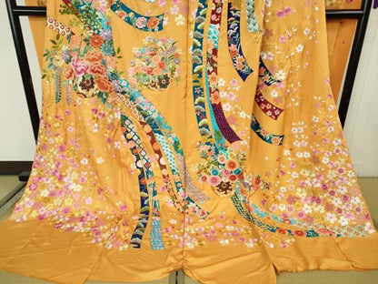 平和屋本店●極上 相良刺繍 総刺繍 お引きずり・引き振袖 和装 結婚式 舞妓 芸妓 衣装 駒刺繍 花車 金糸 仮絵羽 逸品 未使用DZAB8200kh6