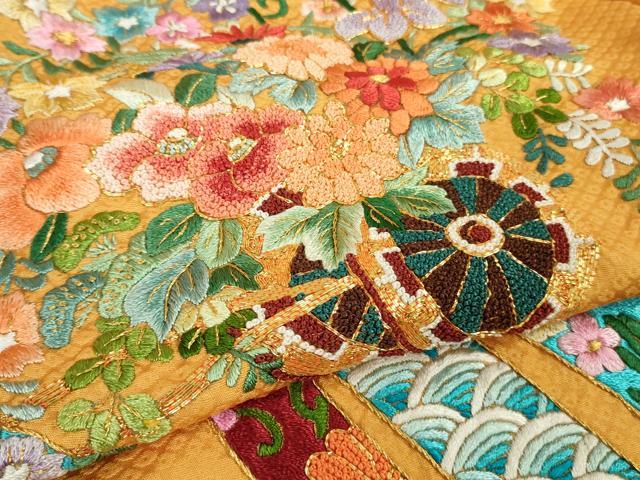 平和屋本店●極上 相良刺繍 総刺繍 お引きずり・引き振袖 和装 結婚式 舞妓 芸妓 衣装 駒刺繍 花車 金糸 仮絵羽 逸品 未使用DZAB8200kh6