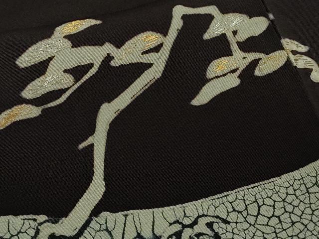 平和屋着物●超希少　染彩芸術の巨匠　皆川月華　ろうけつ染　色留袖　刺繍　風景松文　黒地　金銀糸　逸品　未使用　DZAB8246kh6