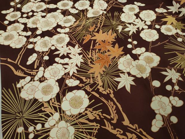 平和屋本店●極上　創業460年・千總　振袖　刺繍　松　梅　楓　赤褐色地　金彩　西武百貨店扱い　反端付き　逸品　DZAB8250kh6
