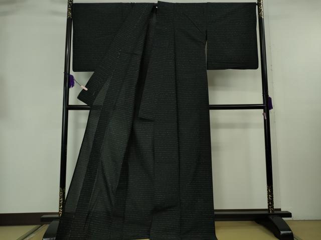平和屋本店＊極上　夏物　米沢織　紬　東匠猪俣謹製　横縞　黒地　ロング丈　証紙付き　逸品　DZAB8365kh6