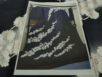 平和屋本店●極上　訪問着　総手刺繍　枝菊　濃紺地　暈し染め　金銀糸　逸品　DZAB8369kh6