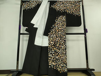 平和屋本店●極上　訪問着　駒刺繍　宝尽くし飛鶴文　黒地　金彩　逸品　DZAB8376kh6