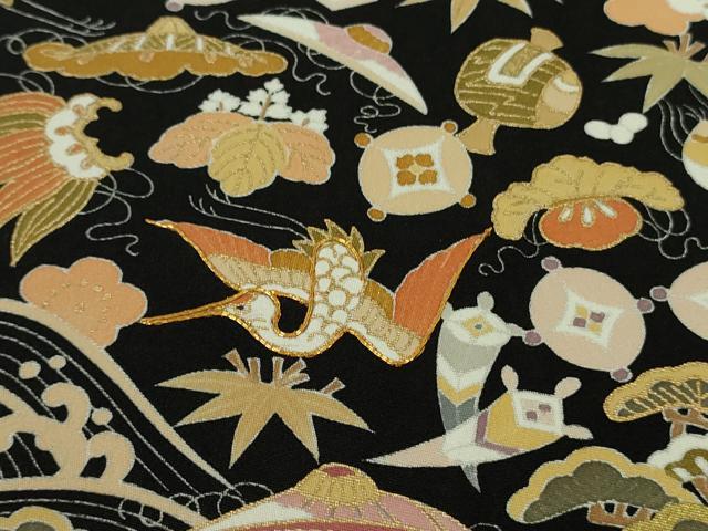 平和屋本店●極上　訪問着　駒刺繍　宝尽くし飛鶴文　黒地　金彩　逸品　DZAB8376kh6