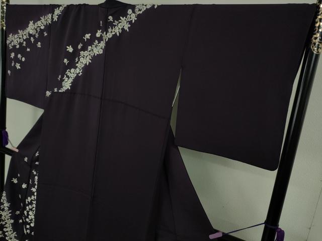 平和屋本店●極上　訪問着　総刺繍　舞花文　濃い深紫色地　暈し染め　金糸　逸品　DZAB8418kh6