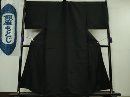 平和屋本店●極上　男性　銀座もとじ　色無地　キングサイズ　袷　黒地　御召縮緬　逸品　DZAB8452kh6