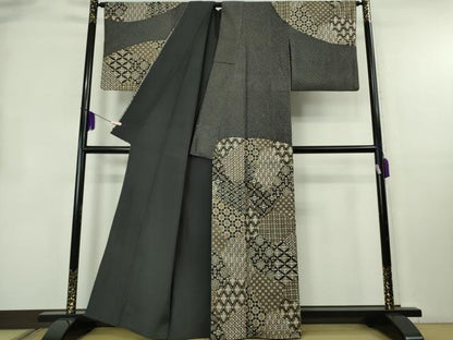 平和屋本店●極上　中国三大刺繍　スワトウ刺繍　汕頭刺繍　総刺繍　訪問着　切嵌名物裂　黒地　逸品　DZAB8505kh6