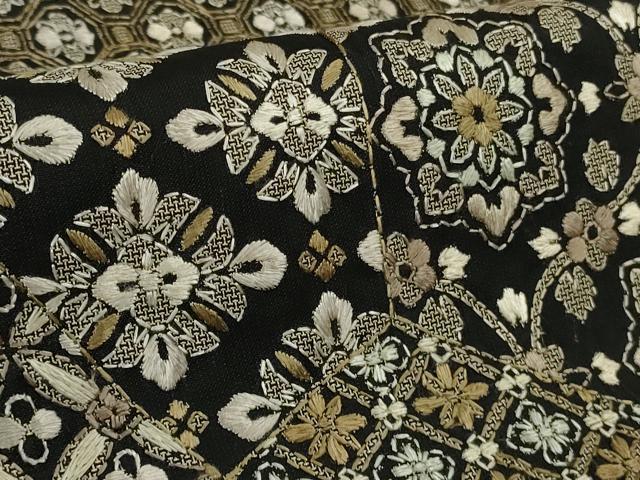 平和屋本店●極上　中国三大刺繍　スワトウ刺繍　汕頭刺繍　総刺繍　訪問着　切嵌名物裂　黒地　逸品　DZAB8505kh6
