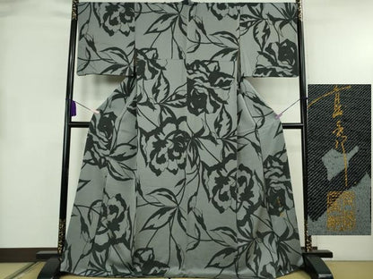 平和屋本店●極上　キモノデザイナー　斉藤上太郎　お召　薔薇　バラ　灰色地　やまと金ラベル　逸品　DZAB8532kh6