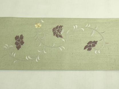 平和屋本店●極上　九寸名古屋帯　紬地　総刺繍　花唐草　山葵色地　逸品　DZAB8564kh6