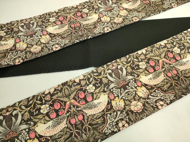 平和屋着物●極上　半幅帯　ウィリアム・モリス　いちご泥棒　金通し地　逸品　未使用　DZAB8593kh6
