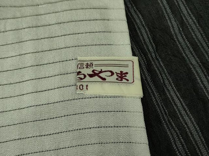 平和屋着物＊極上　夏物　本場小千谷ちぢみ　麻　縞　黒地　まるやま扱い　逸品　DZAB8656kh6