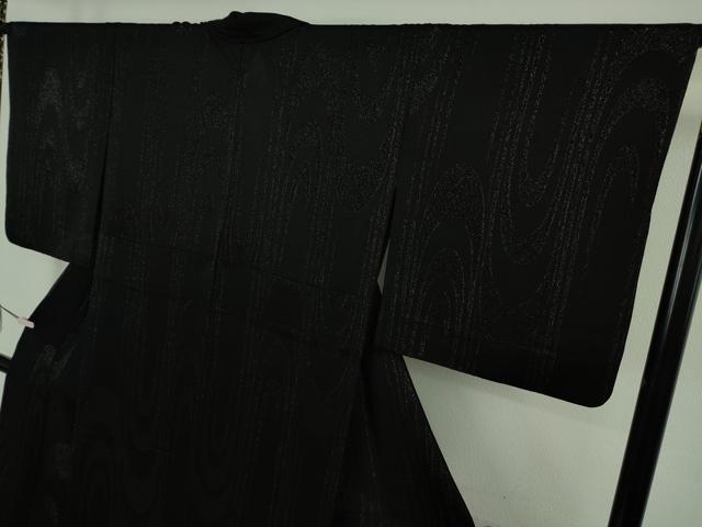 平和屋本店▽極上　キモノデザイナー 斉藤上太郎　小紋　単衣　お召地　流水文　黒地　銀糸　反端付き　逸品　DZAB8705kh6
