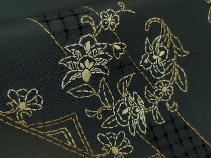 平和屋着物●極上　中国三大刺繍　スワトウ刺繍　汕頭刺繍　刺し子　総刺繍　本場大島紬　舞蝶更紗花文　逸品　DZAB8713kh6